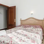 8 Personas Y Terraza * Καντίζ
