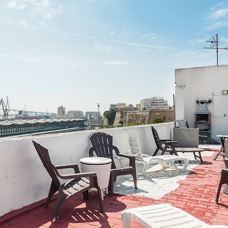 8 Personas Y Terraza Apartment