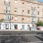 8 Personas Y Terraza *
