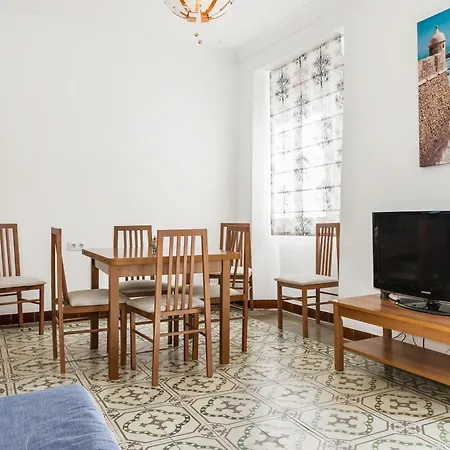 דירה 8 Personas Y Terraza